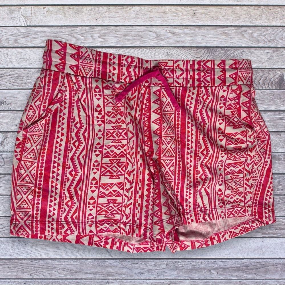 new directions weekend Pink & White Aztec Drawstring Athletic Shorts Medium